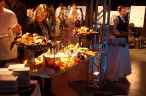 Suspended Tables from Truss Suspended Tables from Truss