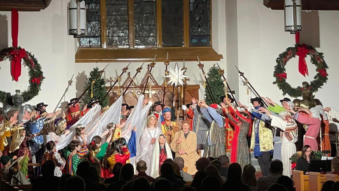 41st Annual Boar's Head & Yule Log Festival MoreThanTheCurve